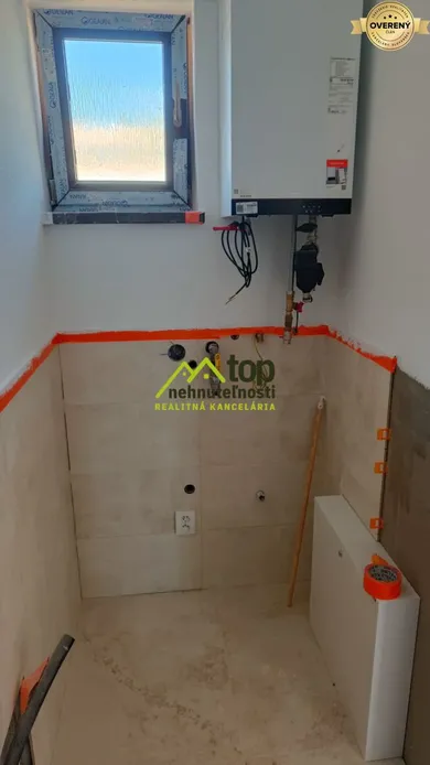 Na predaj 4-izbový dom, 100 m², Oponice