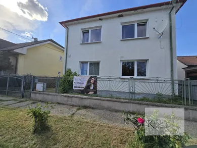 Domy na sprzedaż, 4-pokojowe, Galanta · €205 000