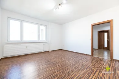 Na predaj 4-izbový byt, 84 m², Prievidza, P. J. Šafárika