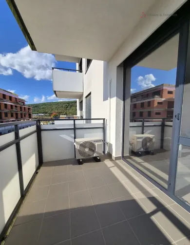 Na predaj 2-izbový byt, 49 m², Trenčín