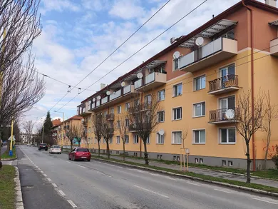 Byty na prenájom 3-izbový, Prešov · €159 000