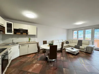 Квартири в оренду, 3-кімнатні, Kysucké Nové Mesto · €700