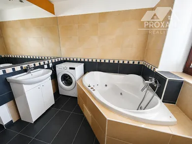 Na prenájom 2-izbový byt, 61 m², Lučenec, J.A.Komenskeho
