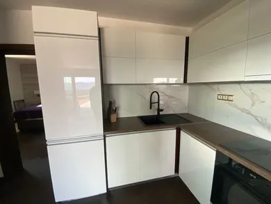 Na prenájom 2-izbový byt, 70 m², Banská Bystrica, Slnečné Stráne