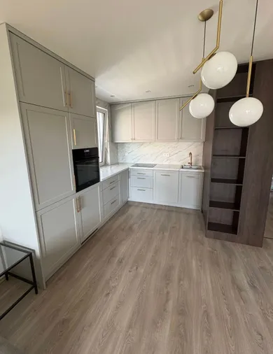 Na prenájom 3-izbový byt, 82 m², Bratislava-Ružinov, Mlynské nivy
