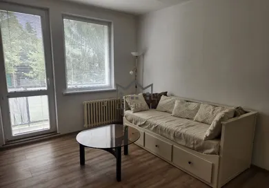 Mieszkania na wynajem, 2-pokojowe, Piešťany · €670