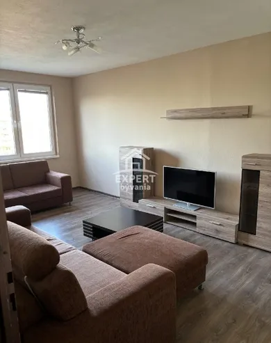Na predaj 2-izbový byt, 68 m², Levice, Z NEJEDLEHO