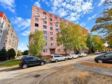 Na predaj 2-izbový byt, 47 m², Galanta, Železničiarska