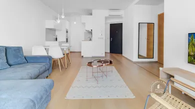 Na prenájom 2-izbový byt, 61 m², Bratislava-Staré Mesto, Landererova