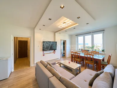 Na predaj 3-izbový byt, 68 m², Trenčín, Legionárska