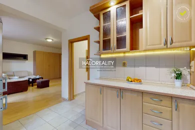 Na predaj 1-izbový byt, 46 m², Bratislava-Devínska Nová Ves