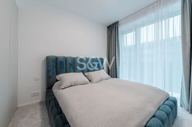 Na predaj 2-izbový byt, 53 m², Bratislava-Petržalka, Krasovského