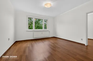 Na prenájom byt v Bratislava-Karlova Ves · €500 · Čiastočná rekonštrukcia