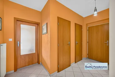 Na predaj 3-izbový byt, 79 m², Bratislava-Devínska Nová Ves