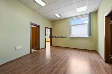 Na prenájom 3-izbový byt, 124 m², Bratislava-Nové Mesto, Vajnorská