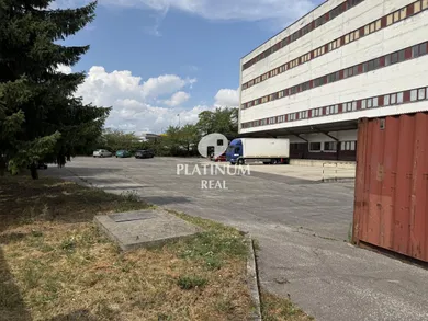 Na predaj objekt, Levice, -