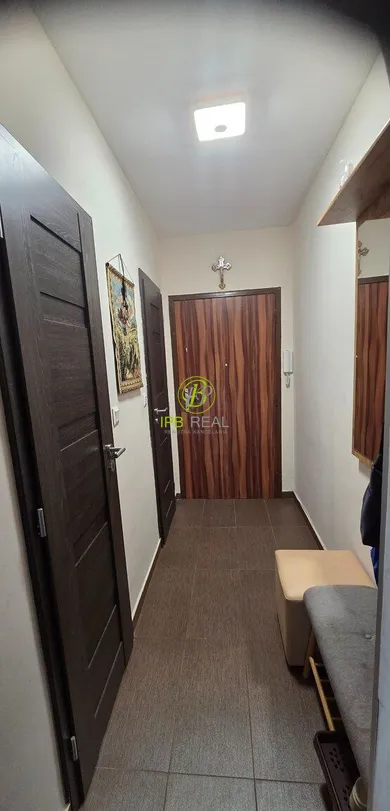 Na predaj 3-izbový byt, 73 m², Bratislava-Petržalka, Vígľašská