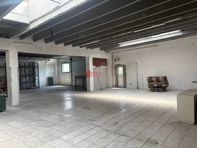 Na prenájom objekt v Dunajská Streda · €1 500 · Čiastočná rekonštrukcia