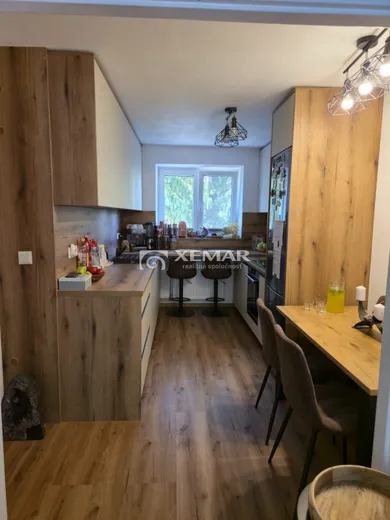 Mieszkania na sprzedaż, 3-pokojowe, Banská Bystrica · €239 000