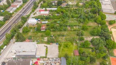 Na prenájom pozemok, 524 m², Bratislava-Dúbravka, Na vrátkach
