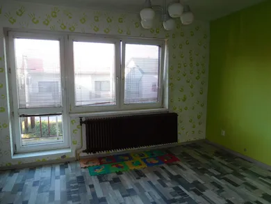 Na predaj 6-izbový dom, 110 m², Hruštín, Zamost