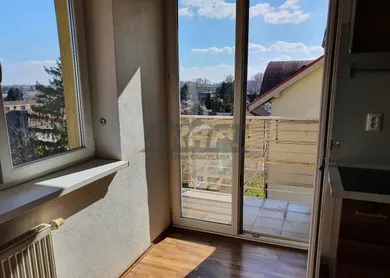 Na prenájom 1-izbový byt, 40 m², Bratislava-Ružinov, Krajná