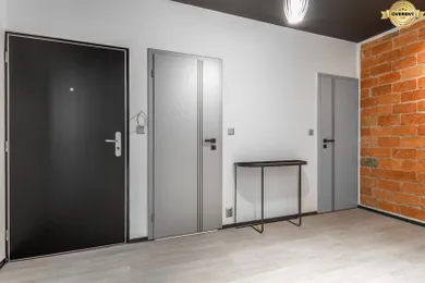 Na predaj 2-izbový byt, 76 m², Bratislava-Staré Mesto