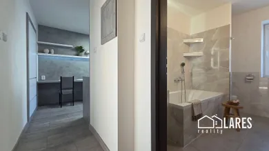 Na predaj 2-izbový byt, 65 m², Prievidza, B. Björnsona