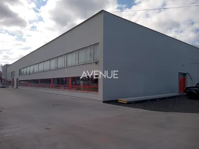 Na prenájom objekt, 620 m², Báhoň