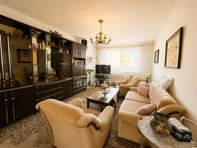 Na predaj 4-izbový byt, 82 m², Piešťany