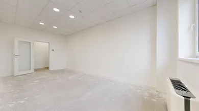 Na prenájom objekt, 390 m², Trnava