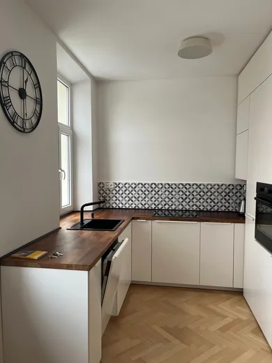 Na prenájom 3-izbový byt, 110 m², Košice-Staré Mesto, Zimná