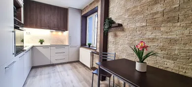 Na prenájom 2-izbový byt, 52 m², Čadca, Májová