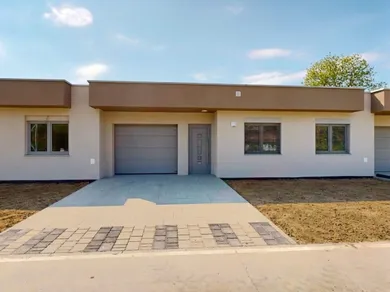 Na predaj dom, 105 m², Galanta
