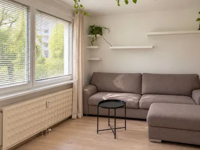 Na prenájom 1-izbový byt, 30 m², Trnava, Okružná ulica