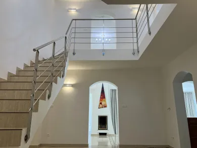 Na predaj 6-izbový dom, 316 m², Bernolákovo, Jabloňová