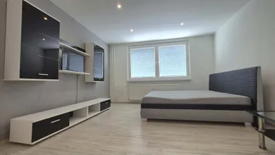 Byty na prenájom 1-izbový, Nitra · €550