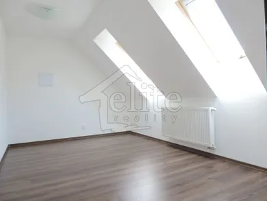Na prenájom 3-izbový byt, 115 m², Považská Bystrica, Považská Teplá