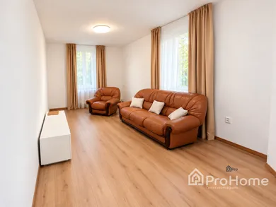 Na predaj 2-izbový byt, 66 m², Bratislava-Staré Mesto