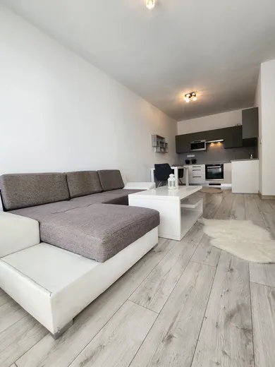 Eladó lakások, 2-szobás, Nitra · €178 000