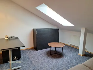 Na prenájom komerčné, 84 m², Bratislava-Staré Mesto