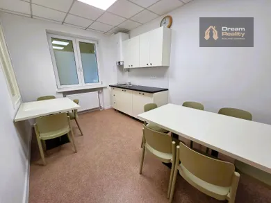 Na prenájom komerčné, 65 m², Žilina