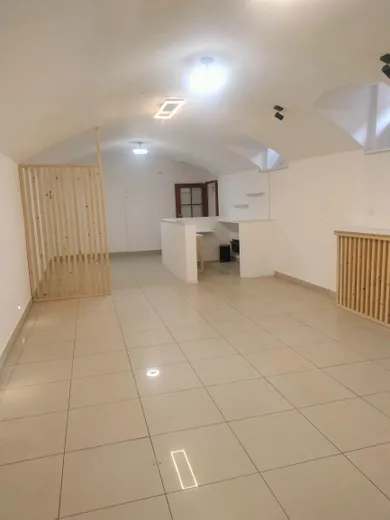 Na prenájom komerčné v Košice-Staré Mesto · €490 · Dokončené