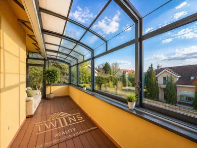 Na predaj 5-izbový dom, 329 m², Bratislava-Záhorská Bystrica