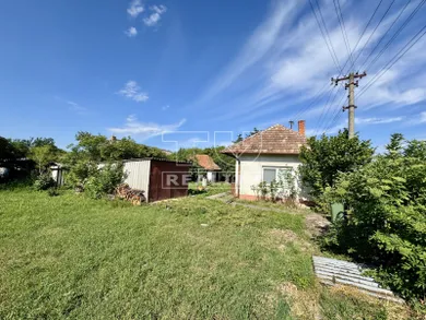 Domy na sprzedaż, 3-pokojowe, Vráble · €54 700