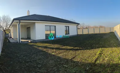 Na predaj dom, 122 m², Michal na Ostrove