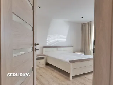 Na prenájom 2-izbový byt, 65 m², Prievidza, Nábrežie sv. Cyrila