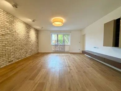 Na predaj dom, 418 m², Nitra