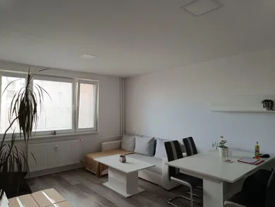 Na prenájom byt v Pezinok · €680 · Dokončené