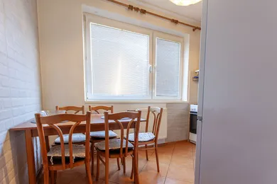 Na predaj 2-izbový byt, 47 m², Gajary, Športová